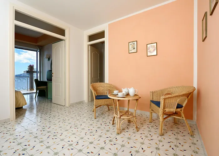 Club Due Torri Hotel Maiori