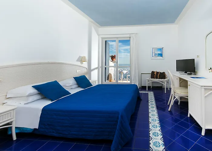Hotel Club Due Torri 4*