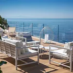 Club Due Torri 4*