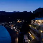 Club Due Torri 4*
