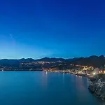 Club Due Torri Ξενοδοχείο 4*