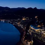 Club Due Torri Ξενοδοχείο 4*