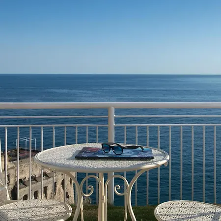 Club Due Torri Hotel