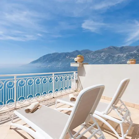 Hotel Club Due Torri 4*