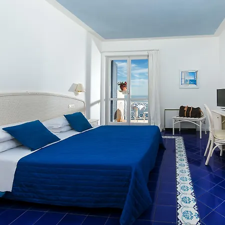 Hotel Club Due Torri 4*