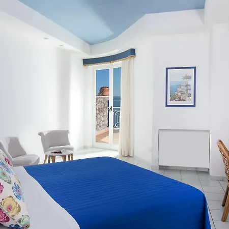 Club Due Torri 4*