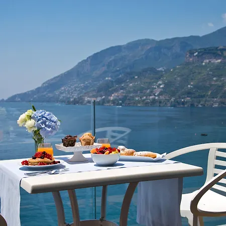 Hotel Club Due Torri 4*