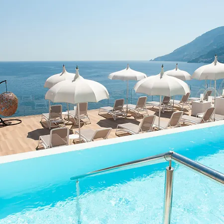 Club Due Torri Hotel Maiori