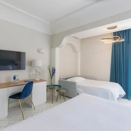 Hotell Club Due Torri 4*