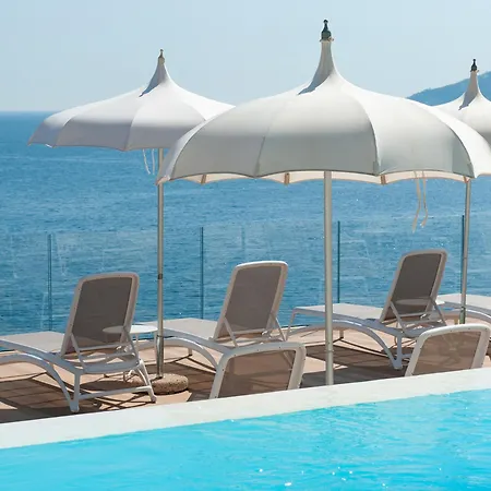 Club Due Torri 4*