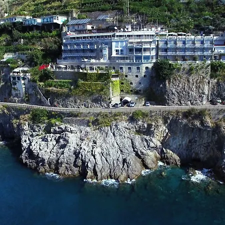 Club Due Torri Hotel