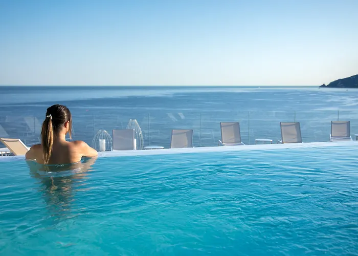 都耶托丽俱乐部酒店 马奥莱