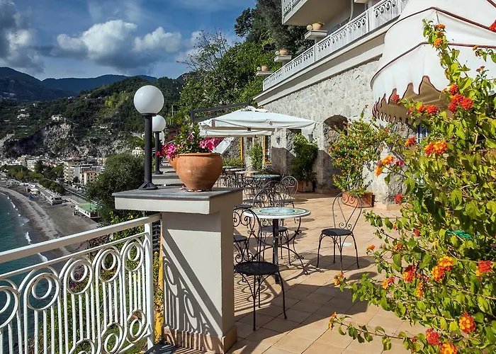 都耶托丽俱乐部酒店 4*